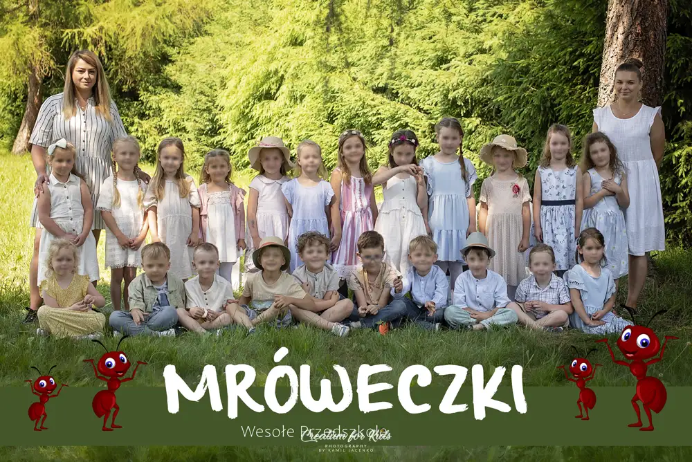Zdjęcie grupowe - sesja w przedszkolu